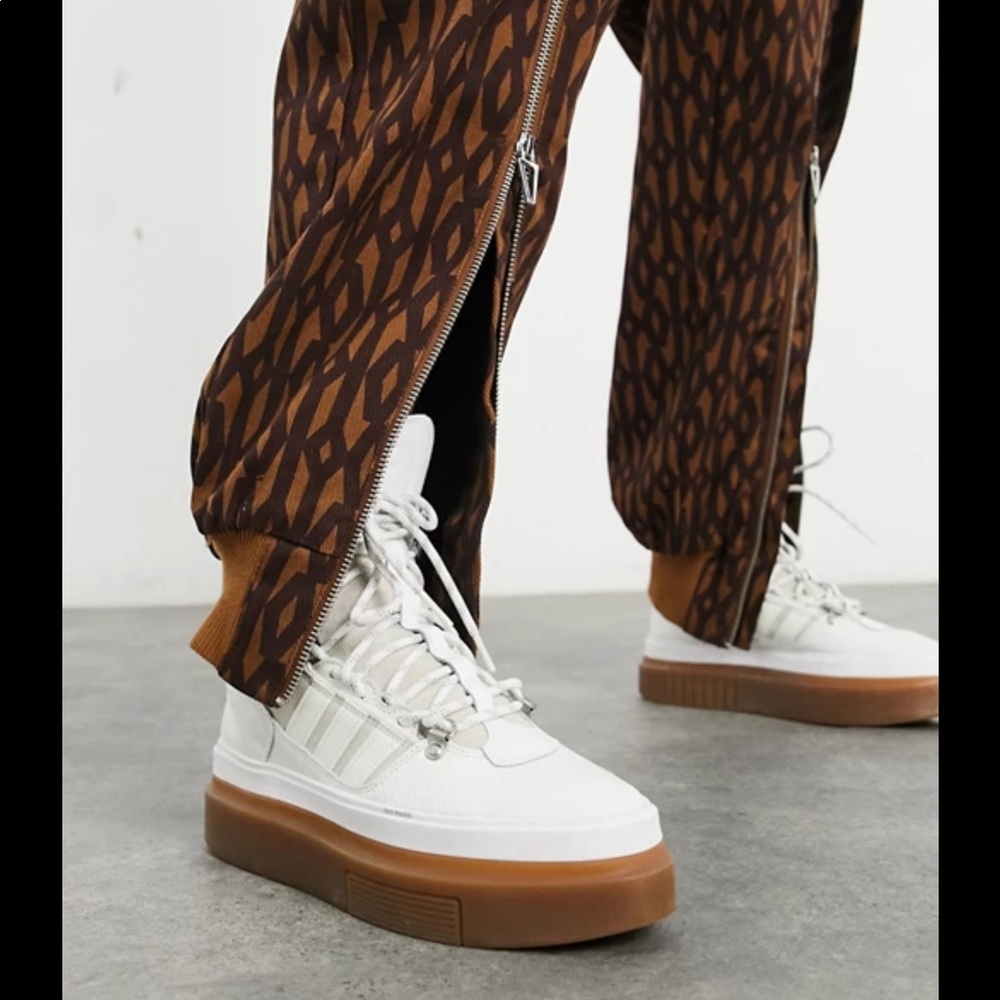 🎿adidas Ivy Park Super Sleek Boot🎿